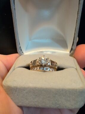 14kt Yellow Gold Diamond Engagement/Wedding Ring Set